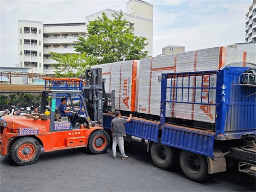艾林克微油節(jié)能螺桿空氣壓縮機(jī)啟航服務(wù)國(guó)家能源集團(tuán)客戶(圖3)