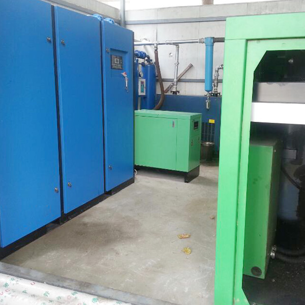 空壓機(jī)余熱回收機(jī)90KW(125HP)(圖1)