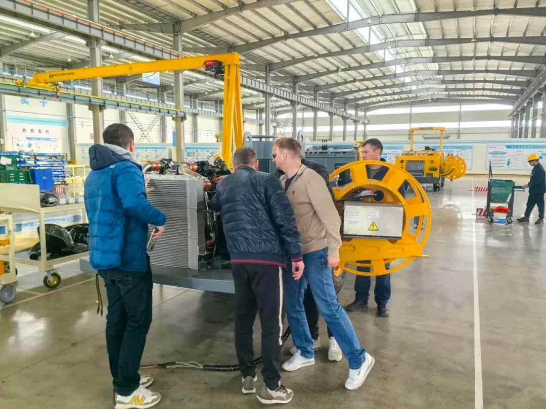 歐洲客戶代表團赴湖北宜昌考察開山重工地下鑿巖機器人(圖7)