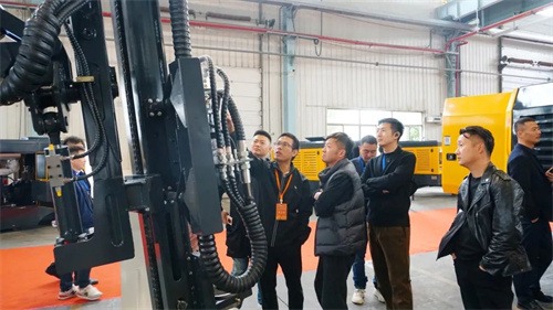 2024年12月5日至6日柳工壓縮機(jī)經(jīng)銷商大會暨新產(chǎn)品發(fā)布會(圖10)