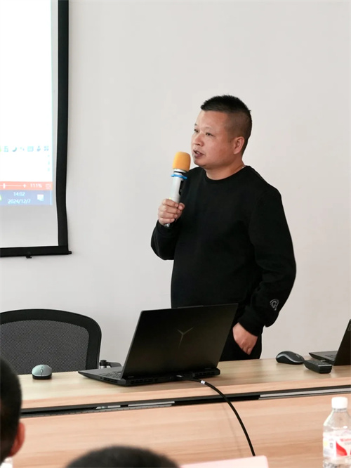 優(yōu)耐特斯江浙滬地區(qū)經(jīng)銷商服務工程師培訓圓滿落幕(圖5)