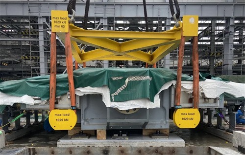 浙江石化二期工程項(xiàng)目部建設(shè)迎來2#30萬噸/年LDPE(圖1)