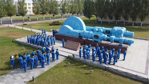 吉林石化肥廠入選100個“共和國印記見證物”(圖2)