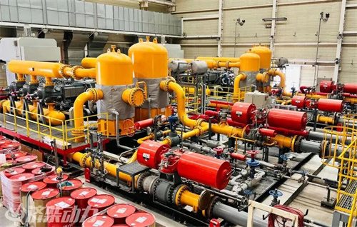 阿姆河B區(qū)中部氣田增壓工程四臺(tái)濟(jì)柴動(dòng)力公司4兆瓦抗硫壓縮機(jī)組(圖3)